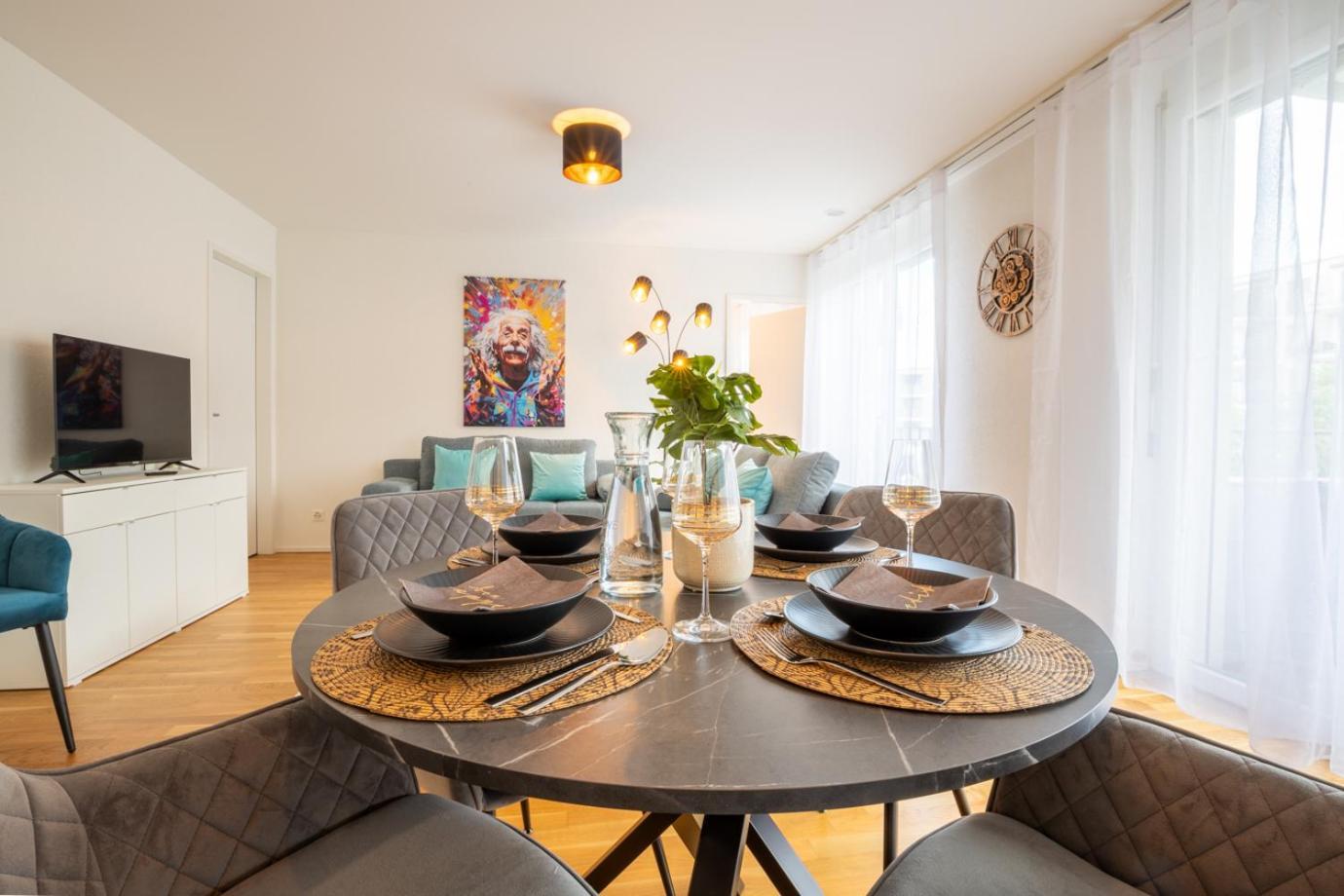 Special Einstein Iiv Apartment, Messe Kleinbasel 10-Star Exterior photo